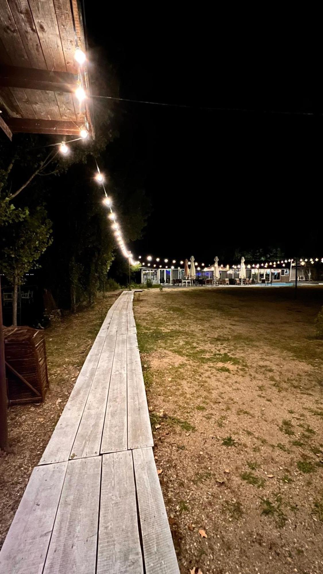 Mojo Beach Budeasa Mare Exterior foto